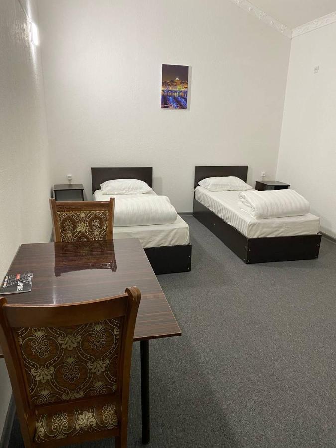 Green Apple Guest House Tashkent Esterno foto