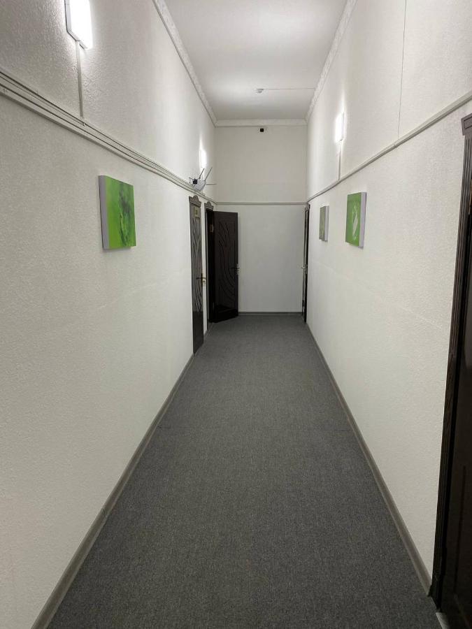 Green Apple Guest House Tashkent Esterno foto